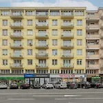 Apartament W Sercu Warszawy Biurko Do Pracy Zdalnej By Noclegi Renters