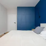 Apartament W Sercu Warszawy Biurko Do Pracy Zdalnej By Noclegi Renters