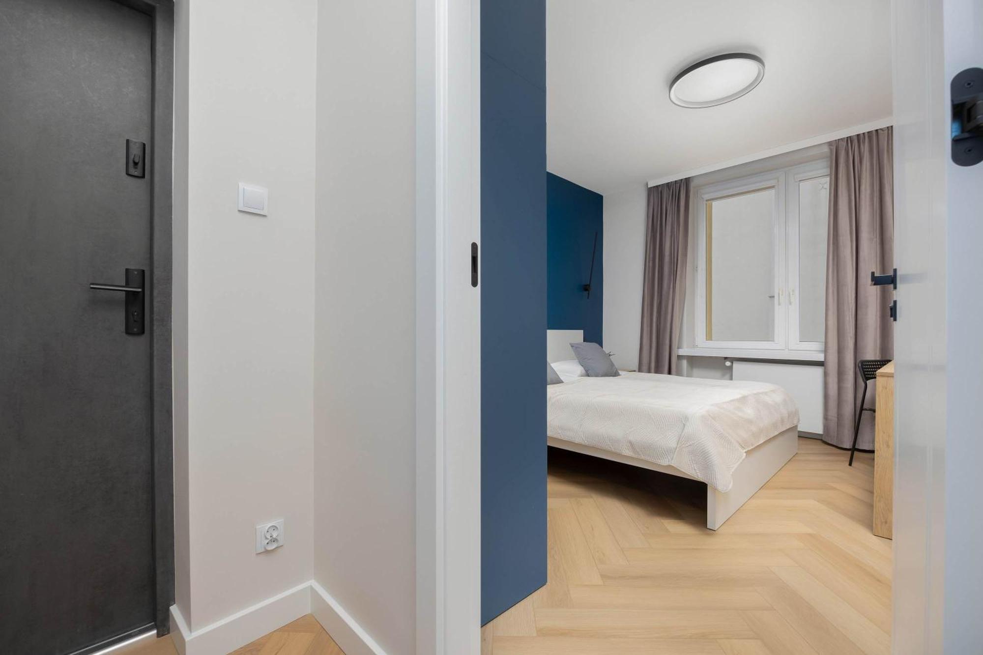 Apartament W Sercu Warszawy Biurko Do Pracy Zdalnej By Renters Warszawa