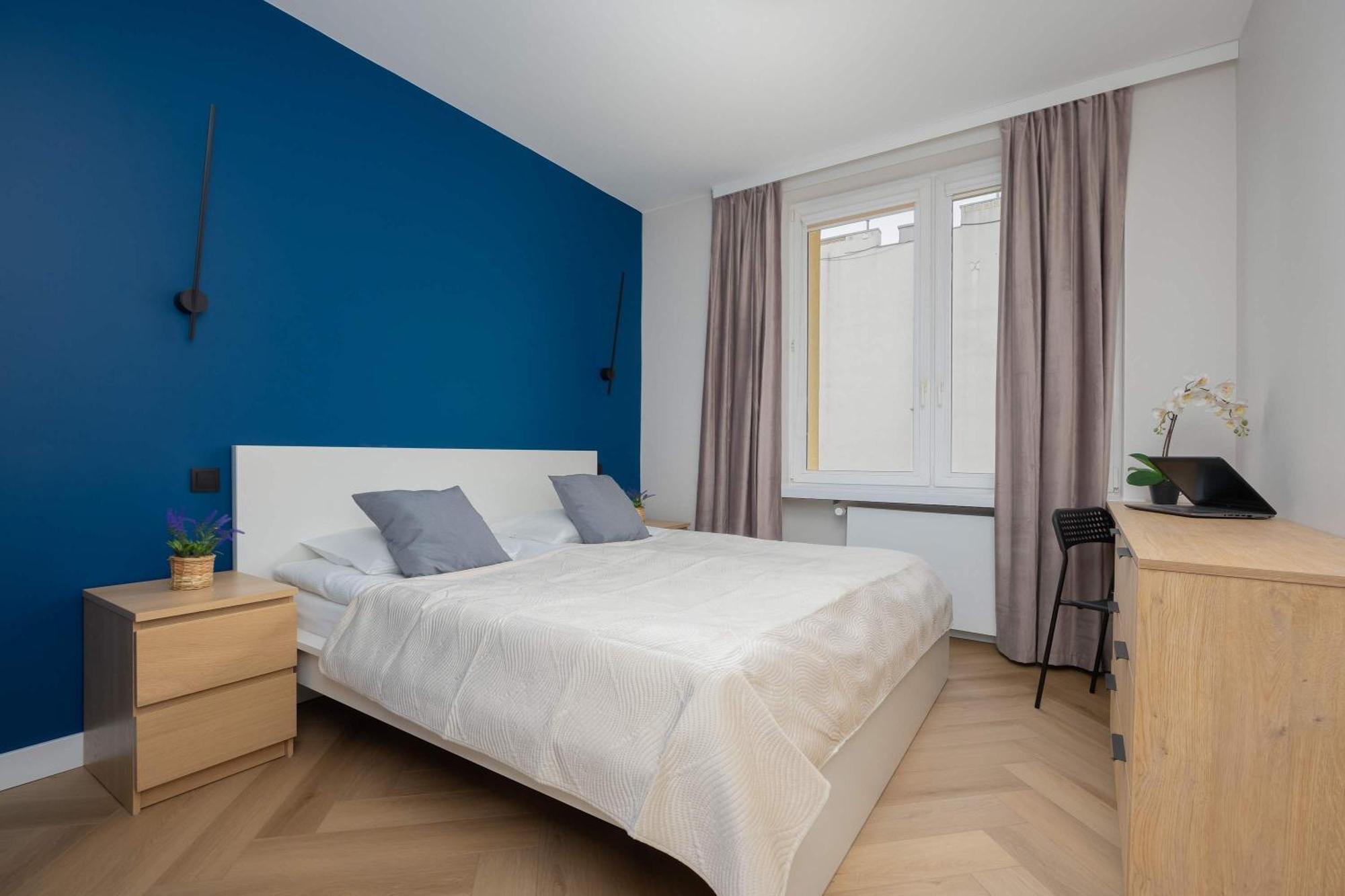 W Sercu Warszawy Biurko Do Pracy Zdalnej By Renters Apartament